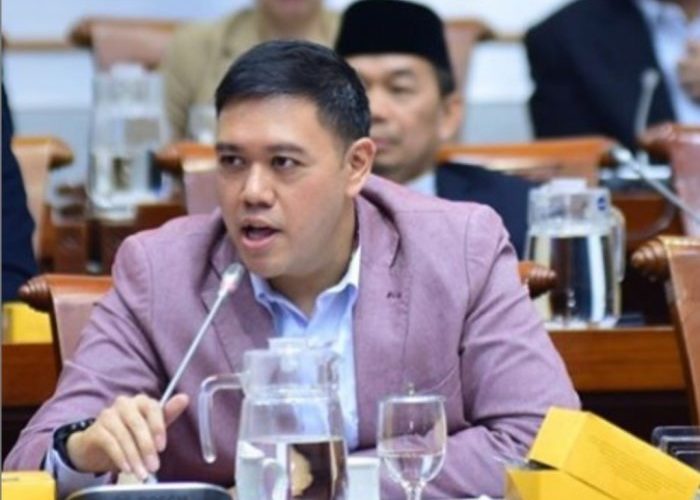 podiumnews.com-Politisi Golkar Tolak Usulan Luhut Bolehkan TNI Isi Jabatan Sipil